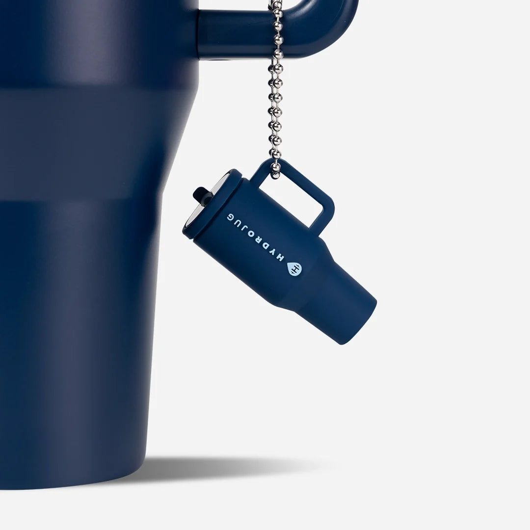 traveler-keychain-q8 Web-TravelerKeychainPhotos-Navy2.webp